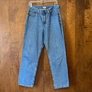 L.L. Bean women’s light blue jeans actual size 30Wx29L